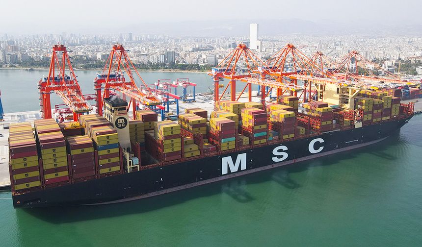 Dünyanın En Büyük Konteyner Gemisi MSC IRINA Mersin Limanı’na Demirledi