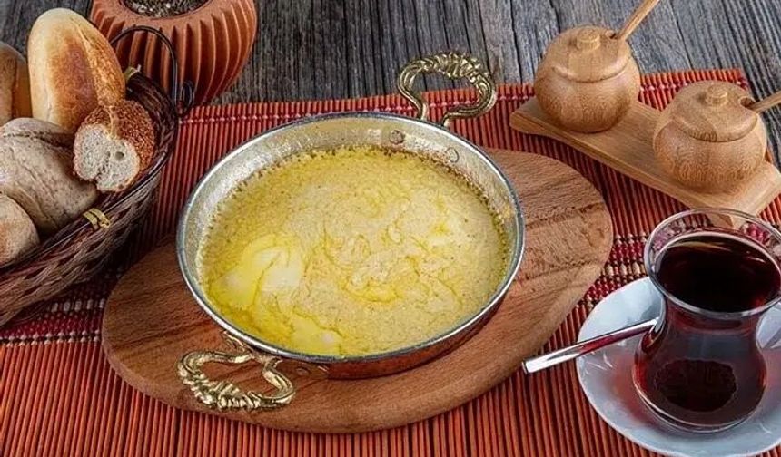 O Peynir Uzadıkça Uzayacak - Trabzonlu Ustaların Bile Sakladığı Kuymak Sırrı Çıktı!
