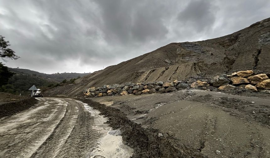 Toroslar’da krom atığı tesisinde yine göçük: Başkan Yıldız isyan etti