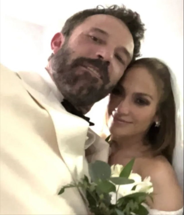 Jennifer Lopez Ve Ben Affleck Cifti Bosaniyor-1