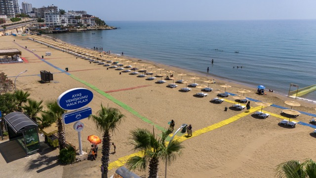 Orta Büyükşehi̇r’i̇n Halk Plajlari Yaza Hazir (10)