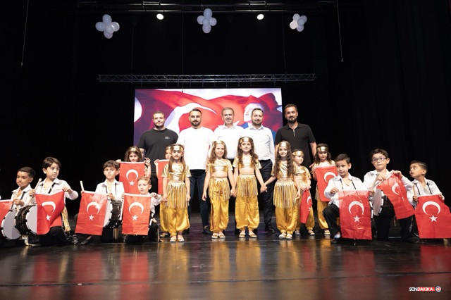 Orta Mezi̇tli̇ Beledi̇ye Kreşleri̇nde Mezuni̇yet Heyecani (2)
