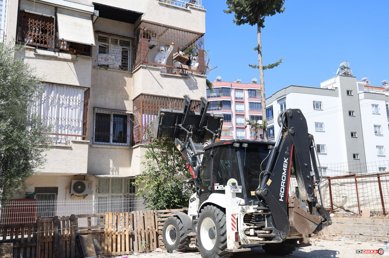 Büyük Çöp Ev Temizlendi (6)
