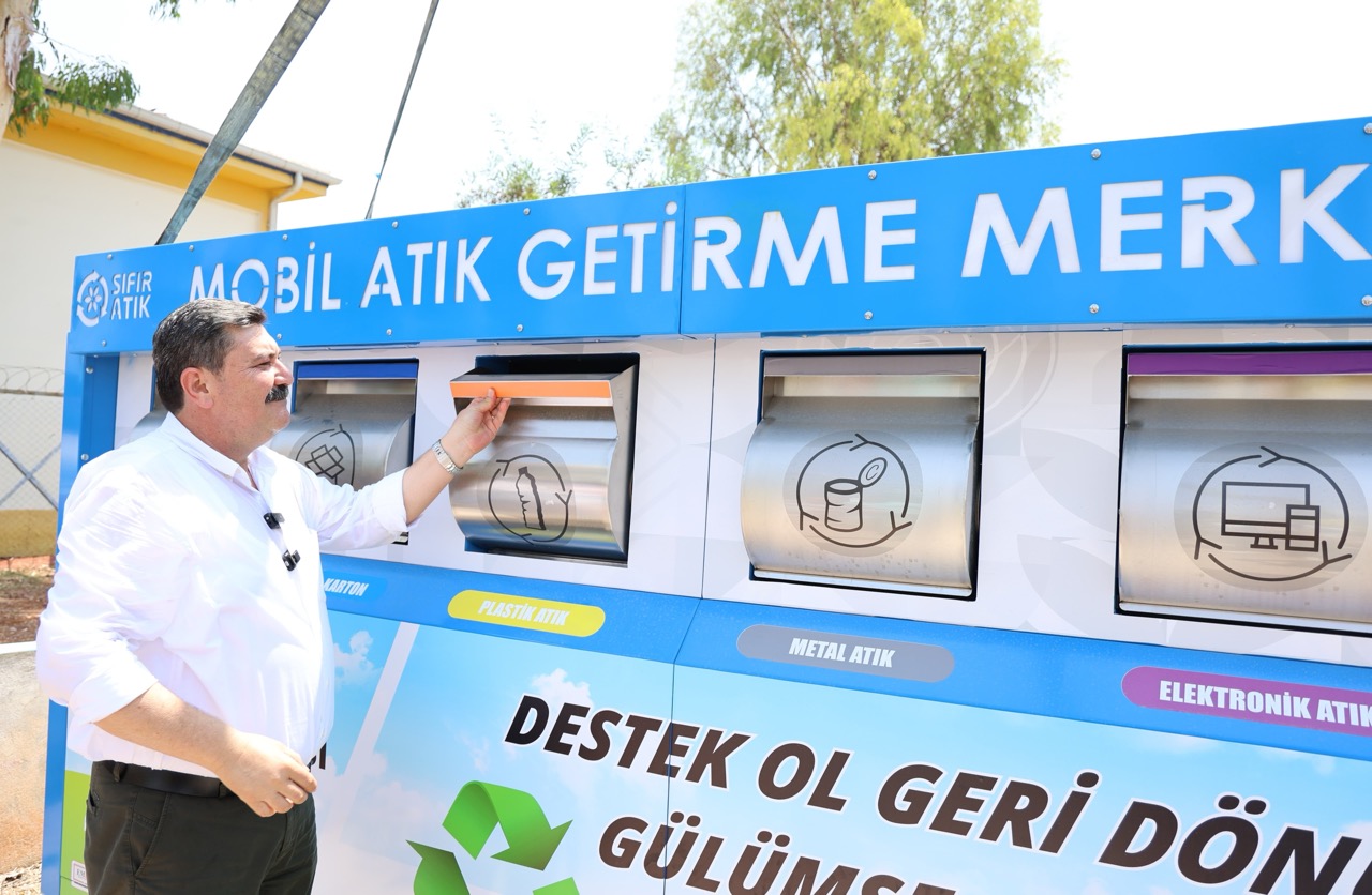 Büyük Mobil Atık Getirme Merkezi