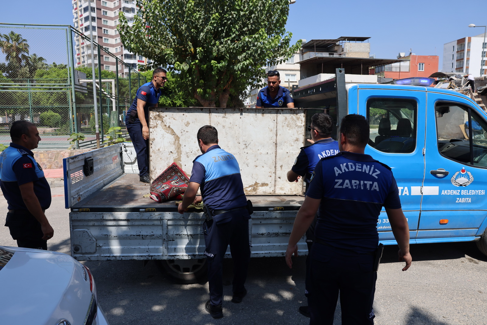 Barış Mahallesi Hurda Temizliği (9)