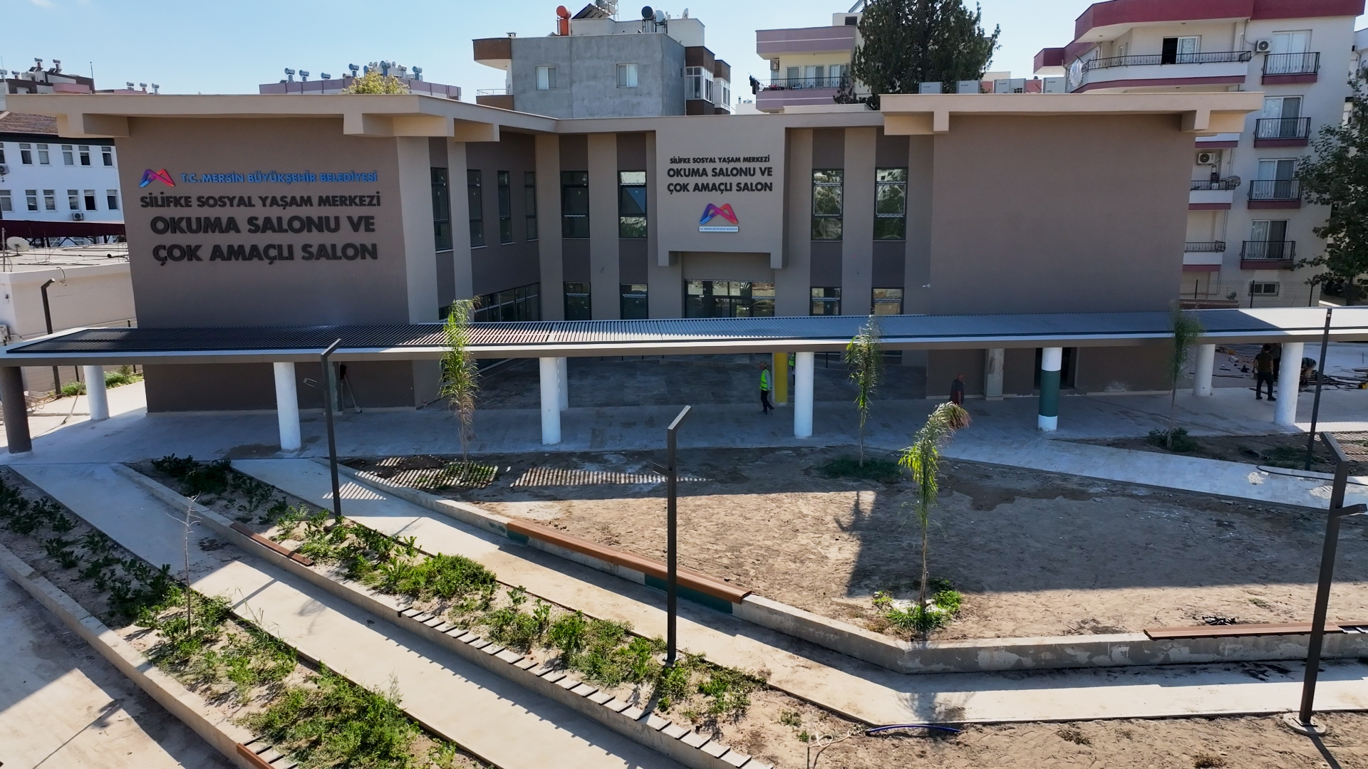 Büyükşehi̇r ‘Si̇li̇fke Sosyal Yaşam Merkezi̇’nde Son Aşamaya Geli̇ndi̇ (1)
