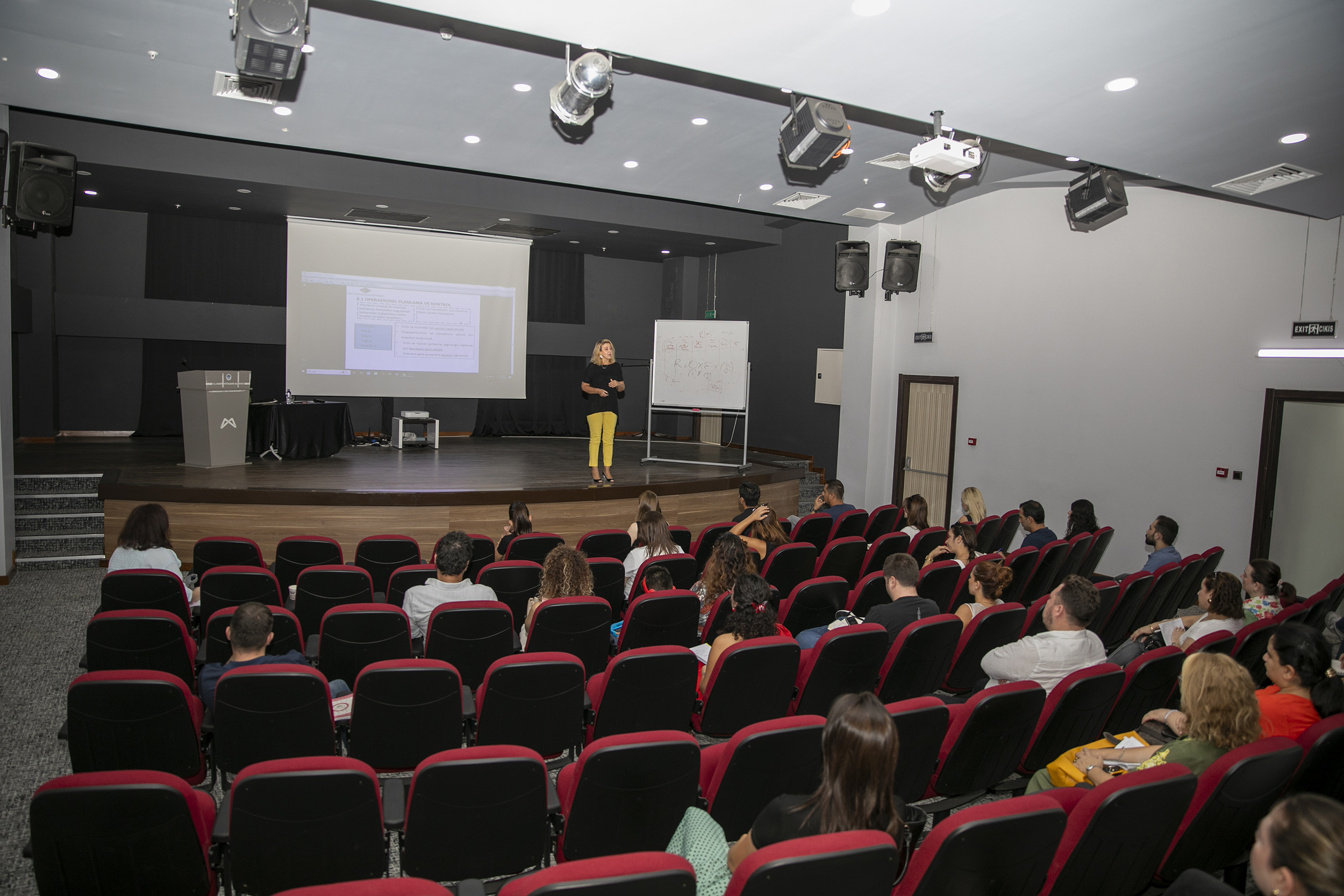 Mersi̇n Büyükşehi̇r Beledi̇yesi̇’nden ‘Yöneti̇m Si̇stemleri̇ Eği̇ti̇mi̇’ (1)