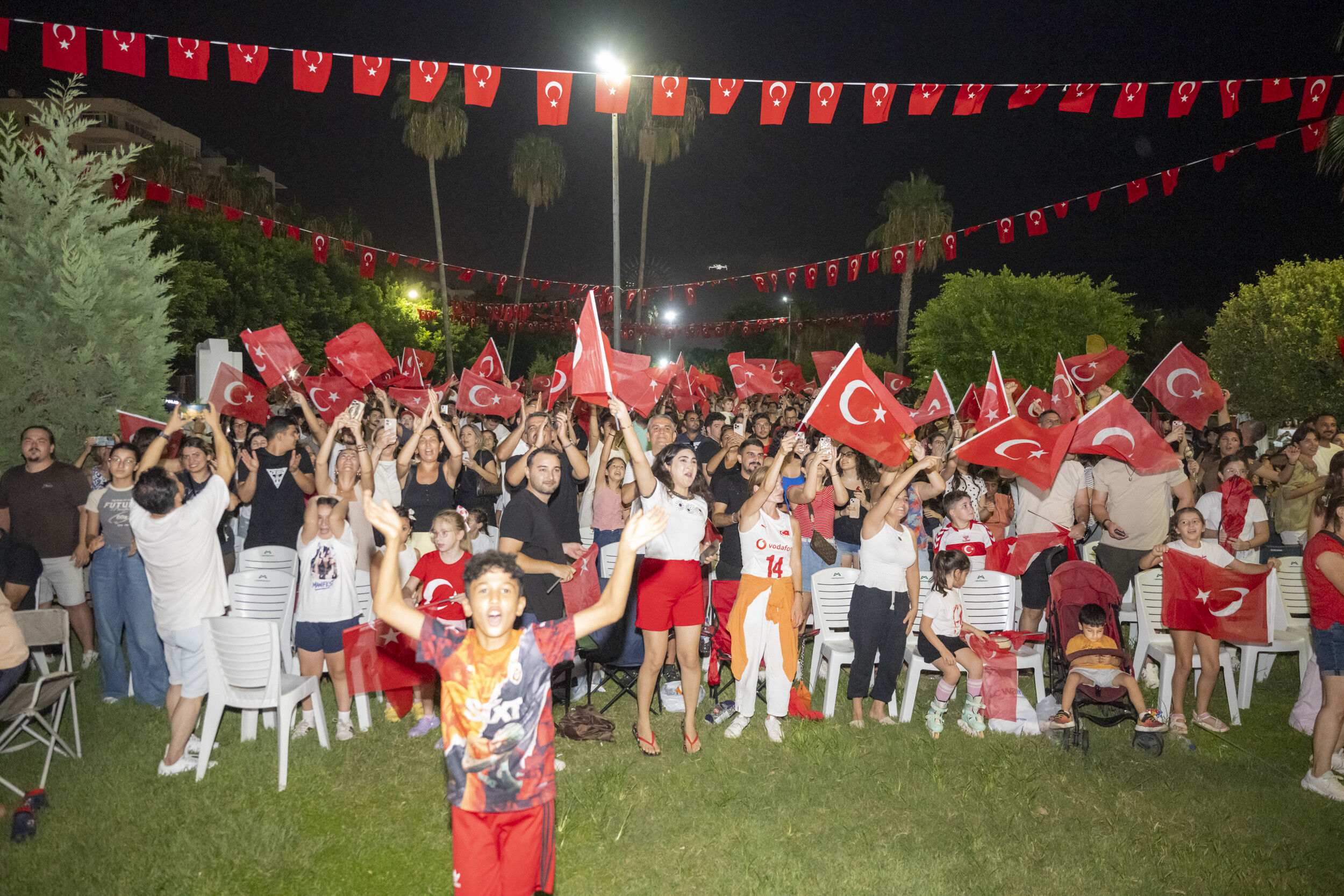Fi̇leni̇n Sultanlari’nin Şampi̇yonluğu Mersi̇n Büyükşehi̇r İle Omuz Omuza Kutlandi (4)
